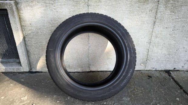 Tligumi 235/45 R17