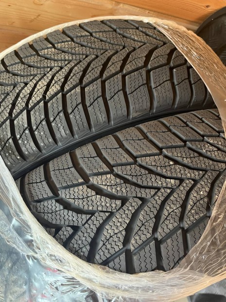 Téligumi Honda CR-V 225/65 R17 102H