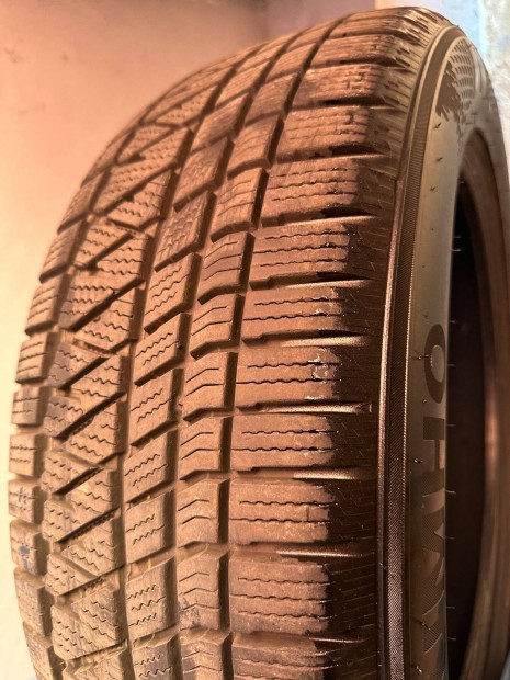 Tligumi Kumho Wintercraft WS71 SUV 235/55 R19 105V XL