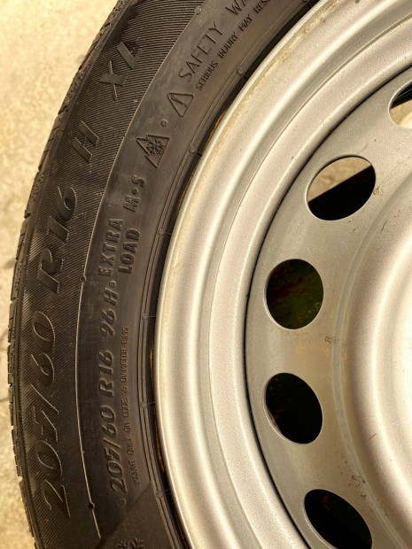 Tligumi Matador 205/60 R16 Tpms szenzorral elad 6850 km-t futott. S
