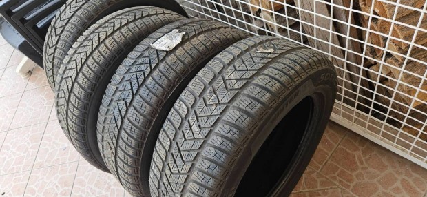 Téligumi Pirelli 235/55 R17 99H M+S