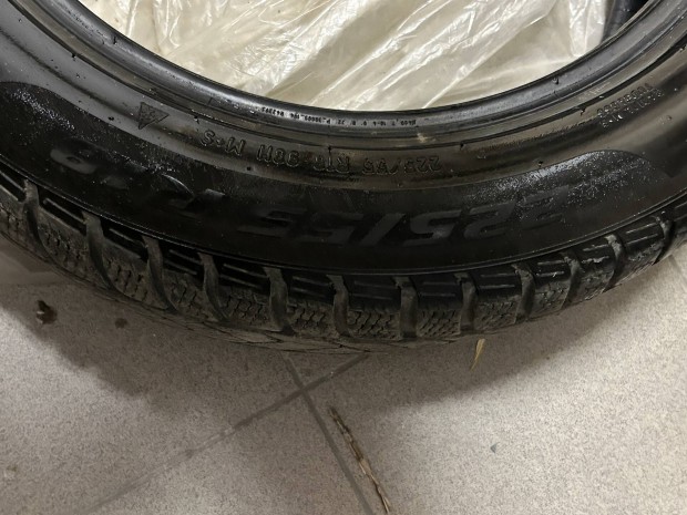 Téligumi Pirelli