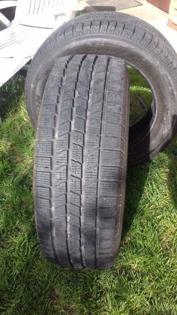 Téligumi Pirelli Scorpion 255/55 R 18-as, 2 db Keszthelyen eladó!