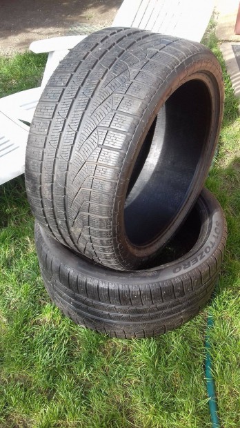 T�ligumi Pirelli Sottozero 285/35 R 20-as 2 db, Keszthelyen elad�!