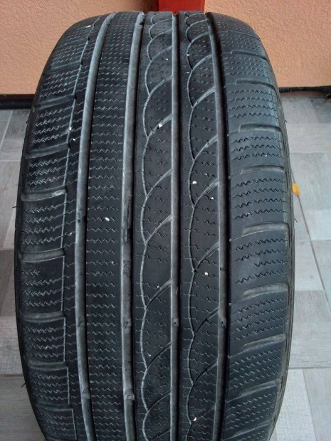 Téligumi Rotalla Ice Plus 205/45 R17