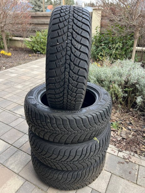 Téligumi - Kumho defettűrő 225/55 R17