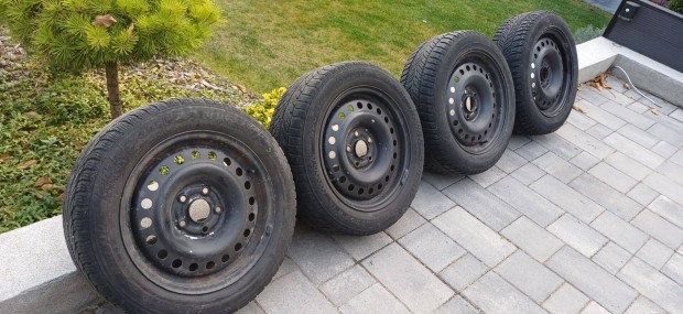 Tligumi + lemezfelni garnitra 205/55 R16