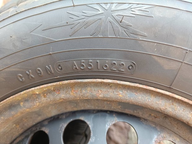 Téligumi+felni 195/65 R15 ,5x110 65,1 ET 35
