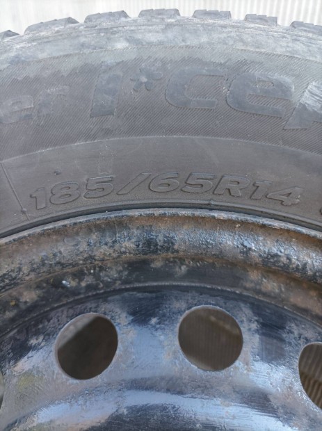 Tligumi felnivel 185/65R14 4db