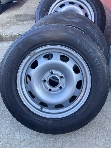 Tligumi felnivel dacia duster