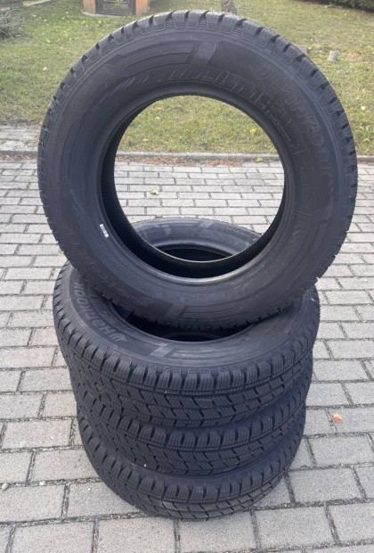Tligumi garnitra j Hankook 185/75R16C
