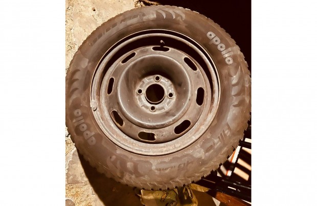 Tligumi garnitra felnivel 195/65R15