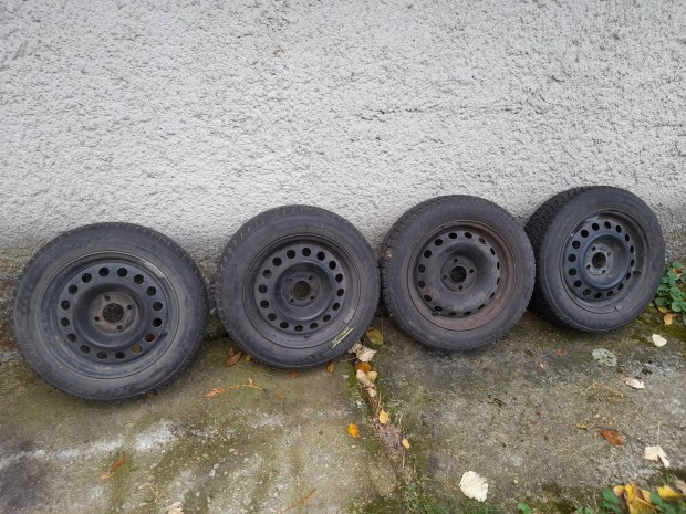 Téligumi garnitúra lemezfelnin Renault Clio, Thalia