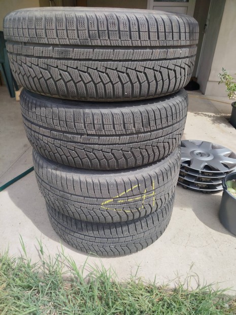 Tligumi hankook 215/60 r16 Lemezfelnin  gyri dsztrcskkal