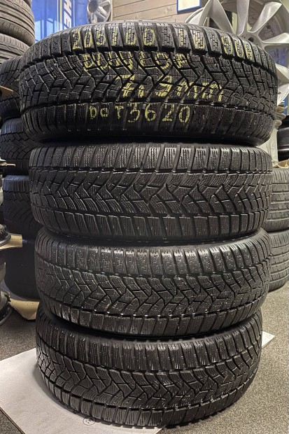 Tligumi szett 205/60R16 Dunlop