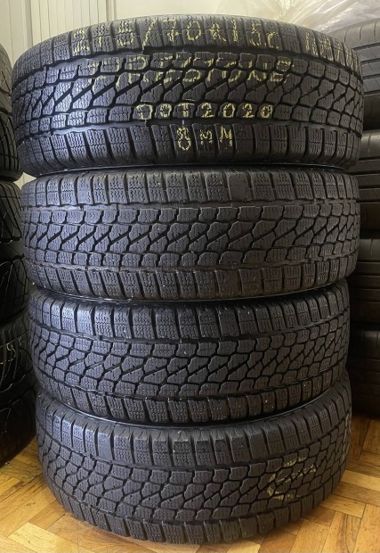Téligumi szett 215/70r15C Firestone