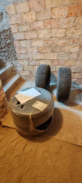 Tligumi szett (mretek:185/55R15 82H.)