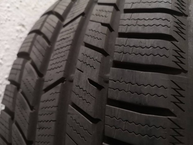 Téligumi szett eladó (4 db) 215/40R16 86H Toyo S954 Snowprox XL