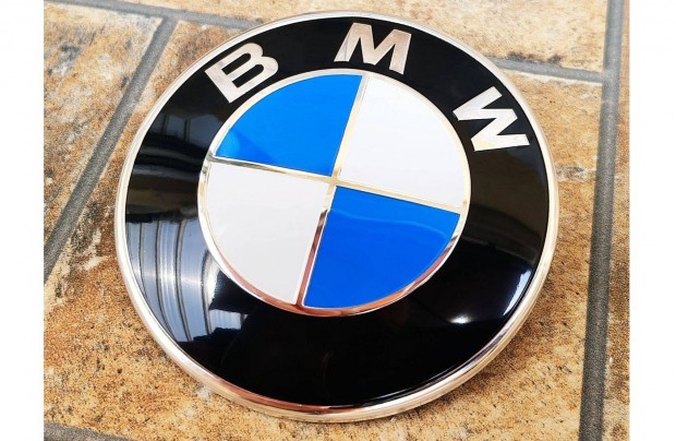 Teljesen �j, BMW motorh�z embl�ma, els�,h�ts� jel,logo 74mm,82mm