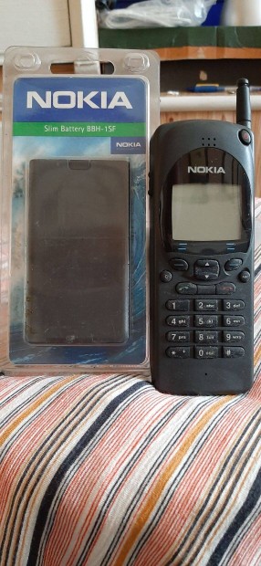 Teljesen j Nokia 2110 nosztalgia telefon+bontatlan akkumultor
