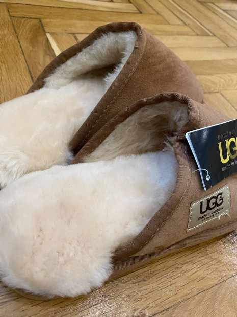 Teljesen j. Uggs frfi papucs. 42-es mret