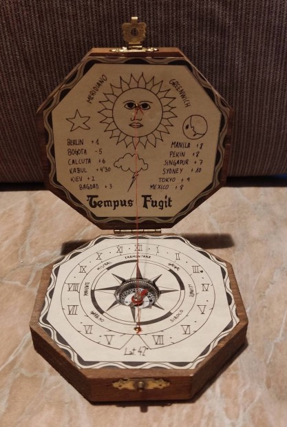 Tempus  Fugit asztali ra