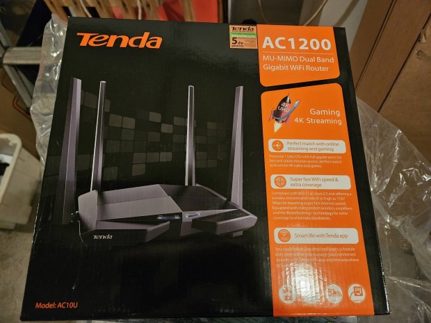 Tenda AC1200 router 