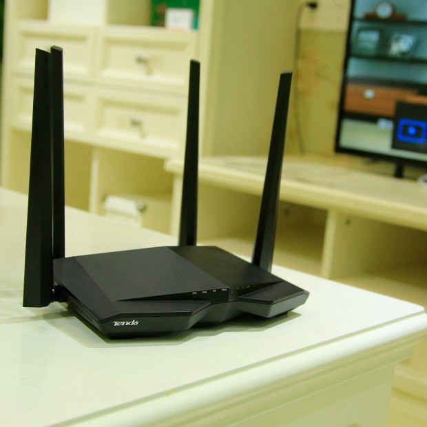 Tenda AC6 AC1200 Dual Band router