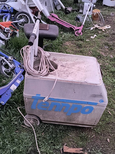 Teniszlabda dobógép eladó