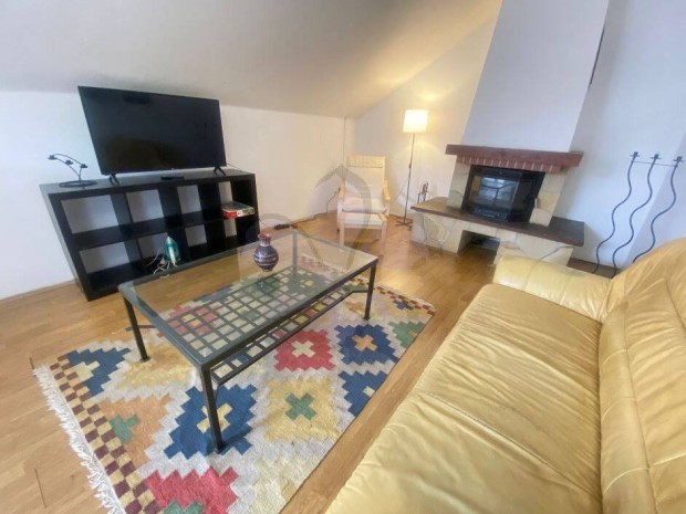 Teraszos lak�s kiad� az Egyetem sug�r�ton