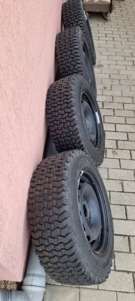 Terep 195/65 R15 tli offroad kerkszett gumi 195/65R15 DOT2120