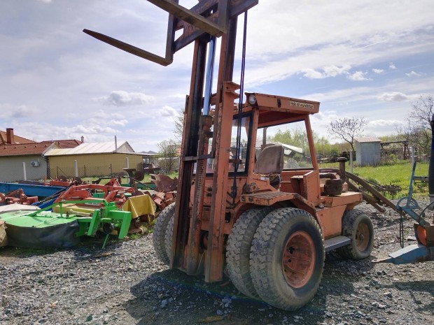 Terep targonca 4t dzel 