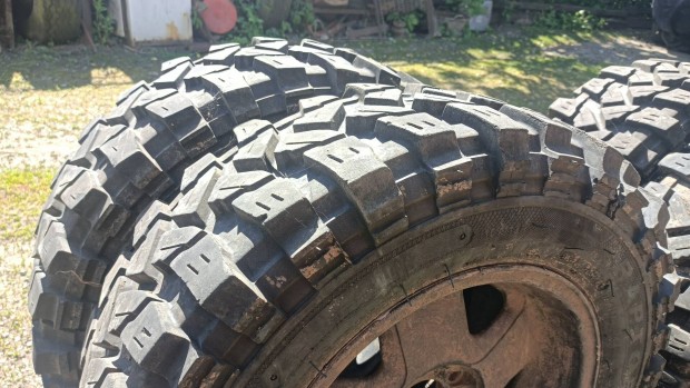 Terepgumi 245/70 R16