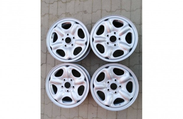 Terepj�r� 5X114,3 15 colos ac�lfelnik!