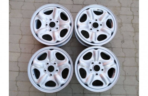 Terepj�r� 5X114,3 15 colos ac�lfelnik!