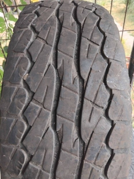 Terepjr gumi 245/70R16