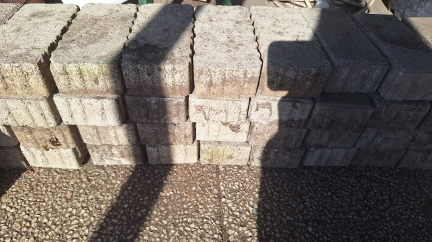 T�rk�, 20*10*6 cm sz�rke 70Ft/Db �ron