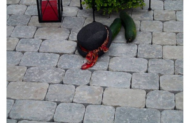 Térkő, Antik szürke országos szállítással 3 raklap mennyiségtől. orszá