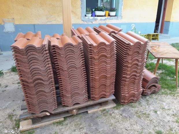 Terrán beton cserép Natúr színű
