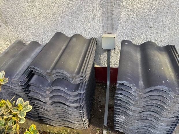 Terran synus antracit beton cser�p