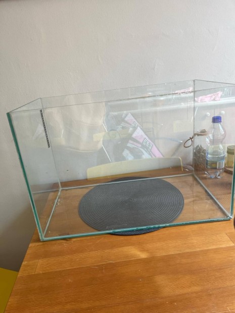 Terrárium/Akvarium
