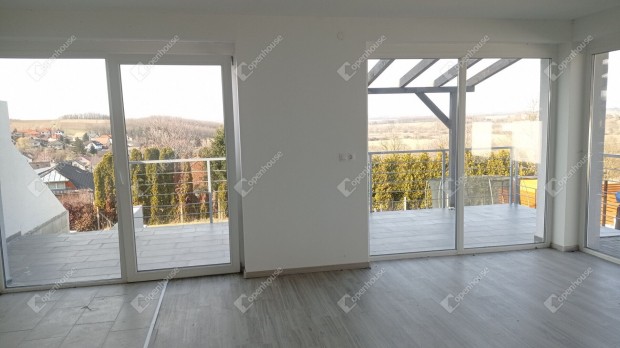 Tesk�ndon ikerh�z meg�j�l� energi�val, gar�zzsal!