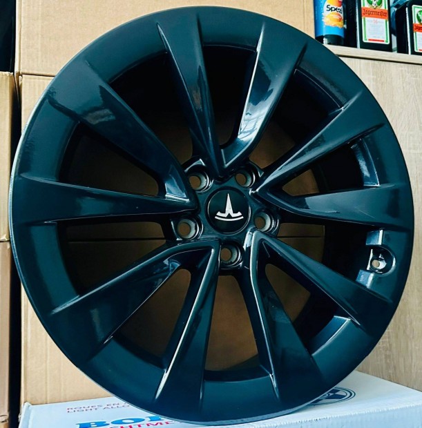 Tesla 19es gyri alufelni 5x114,3 Model3