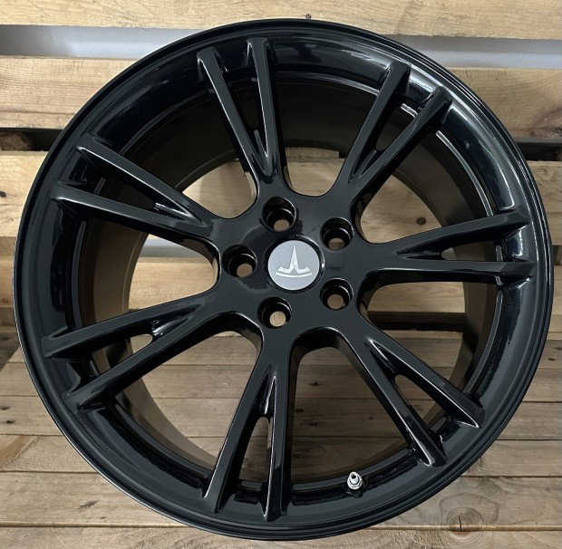 Tesla 19es gyári alufelni Model Y 5x114,3