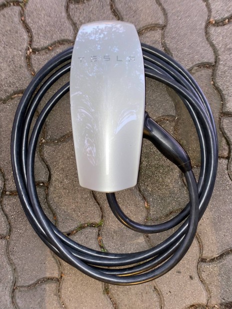 Tesla Gen 2 fali töltő (Wall Connector) 7,5 m kábellel