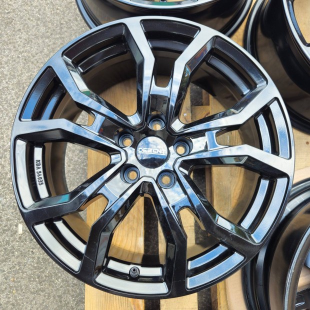 Tesla Mod 3 2017-25 alufelni szett sz�p �jszer� �llapotban elad�