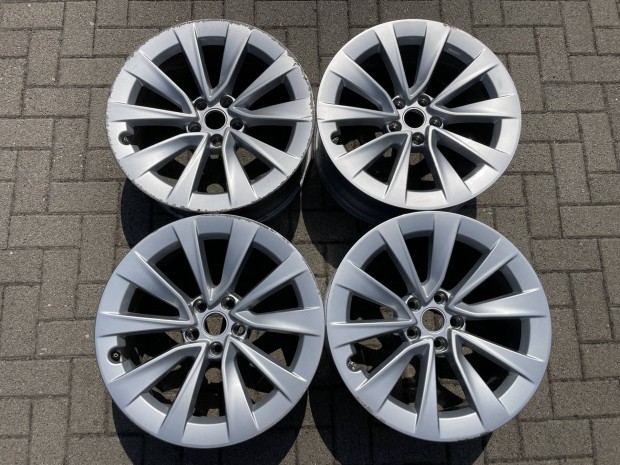 Tesla Model 3 19" Sport facelift nyári alufelni garnitúra Eladó!