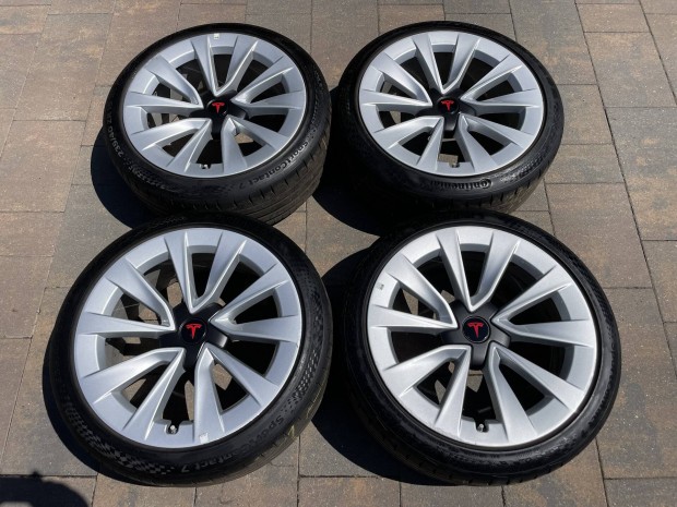 Tesla Model 3 19" Sport facelift nyári alufelni szett Eladó!