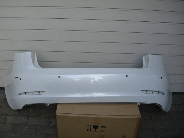 Tesla Model 3 6 radaros hátsó lökhárító 1033983-00-H 2017-től nem javí