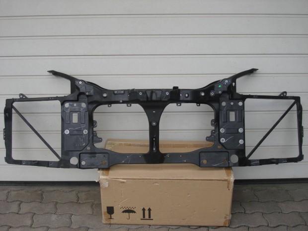 Tesla Model 3 Facelift Homlokfal 1061950-00-F 2016-tól